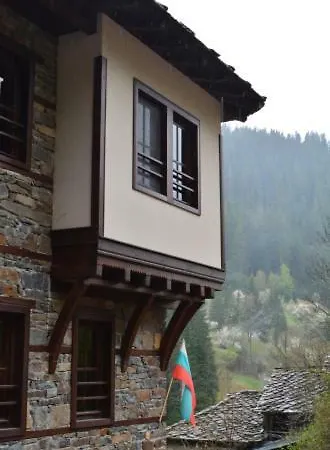 гайтана 3*